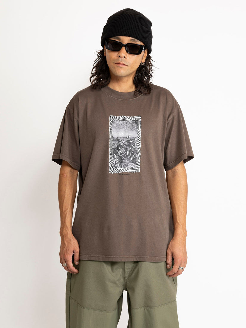 Camiseta Iguchi Valley - Dark Earth