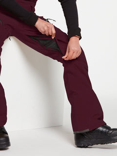 Elm Stretch Gore-Tex Bib Overall - MERLOT (H1352201_MER) [21]